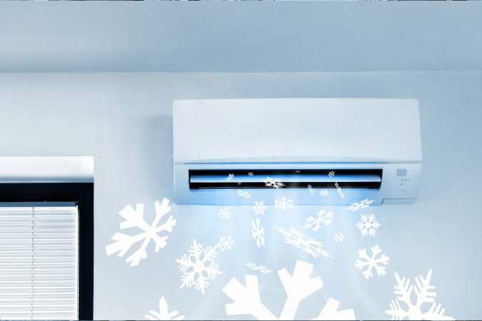 Air Conditioner Freezing Up: Why and How to Fix it?