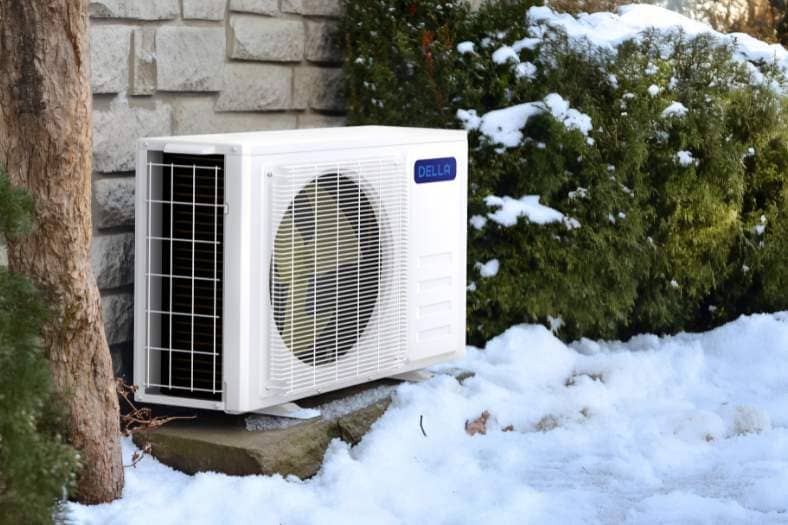 Split Cold Water Della Mini Split System Tips for Heating in Cold Weather